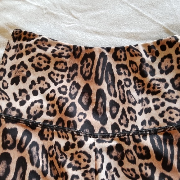 Onzie Pants & Jumpsuits | Onzie Leopard Crop Yoga Legging | Poshmark